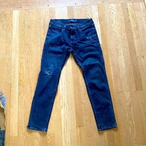 32x30 Hollister Skinny Stretch Blue Jeans (discontinued)